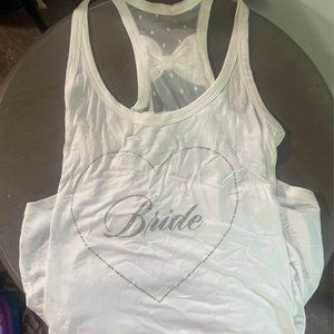 𝅺VS Bride Tank Size small never worn